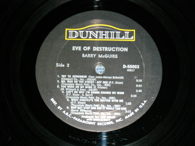 画像: BARRY McGUIRE - EVE OF DESTRUCTION ( Produced by LOU ADLER with P.F. SLOAN & STEVE BARRI Dr:HAL BLAINE,G:TOMMY TEDESCO,Ba:LARRY KNECHTEL ) ( Ex+/Ex+++)  / 1965 US AMERICA ORIGINAL MONO Used LP 