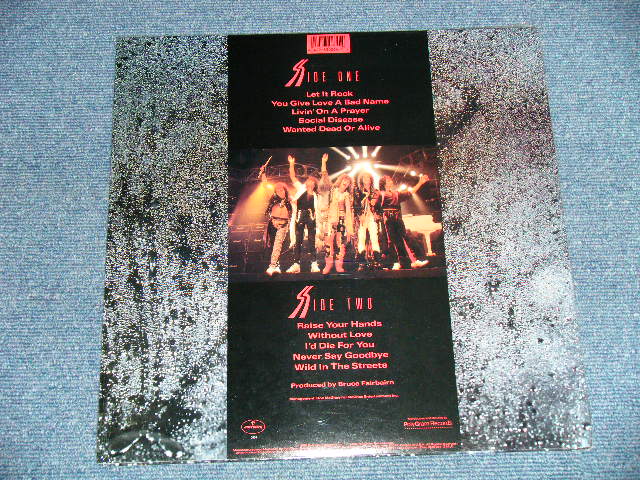 画像: BON JOVI - SLIPPERY WHEN WET ( MINT/MINT : With TITLE SEAL on Front )  / 1986  US AMERICA  ORIGINAL  Used  LP 