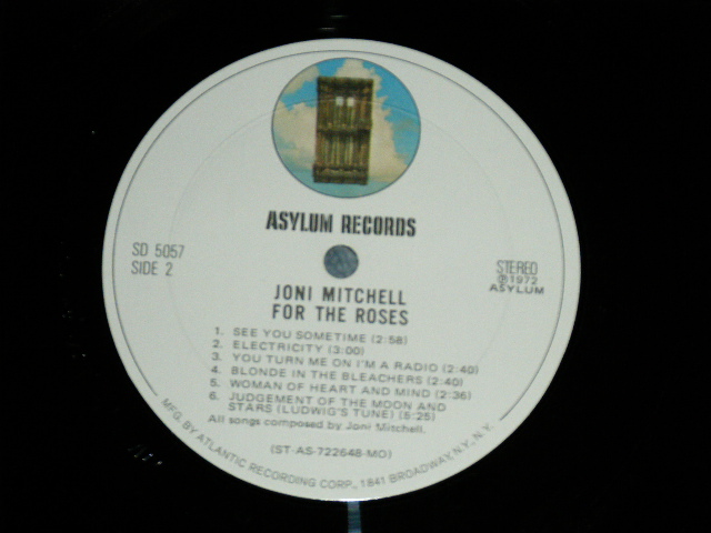 画像: JONI MITCHELL  - FOR THE ROSES   (Matrix #  A)   ST-AS-722647-AA   11T  △17398(25)  B) SD 5057  ST-A-722648-1A  ESP-11-6-74 ) ( Ex+/Ex+++) / 1974? US AMERICA ORIGINAL "2nd Press  Label"  Used LP 