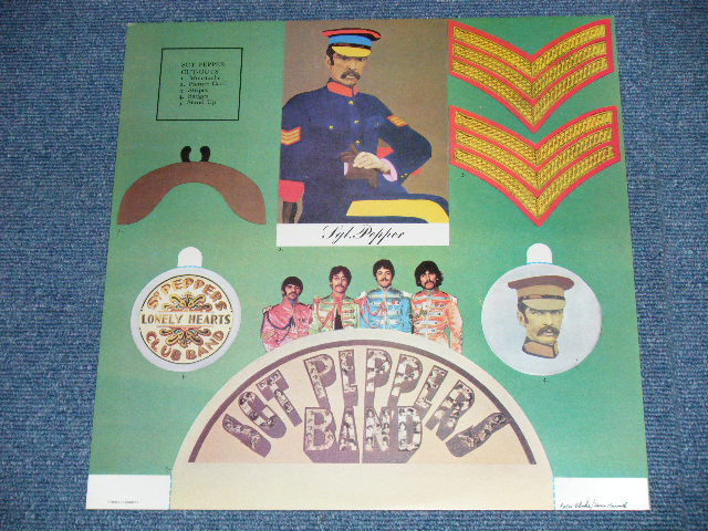 画像: The BEATLES -  SGT.PEPPERS LONELY HEARTS CLUB BAND : With CUT OUTS ( Matrix # YEX 637-3 11G HTM /YEX 638-3 HTM) ( Ex+++MINT- ) / 1970's  UK ENGLAND  REISSUE "1970's Version WHITE Parlophone & 2 EMI Label" Used LP 