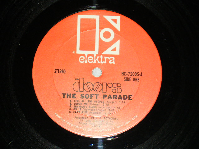 画像: THE DOORS - THE SOFT PARADE ( Matrix # A CP 1 / B- CP 1)  ( Ex/Ex+++) (With UN-GLOSSY ORIGINAL INNER SLEEVE ) / 1968 US Original "1st Press  RED  Label with Large Stylized  E on TOP" "1855 CREDIT at Bottom Label" Used STEREO LP 