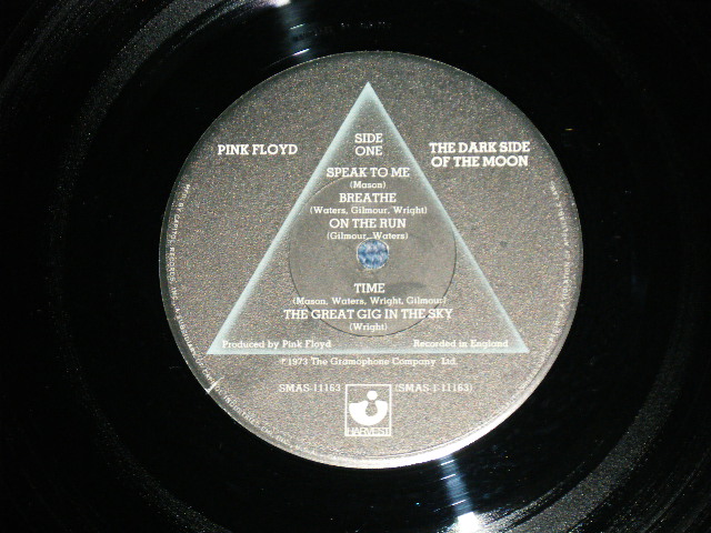 画像: PINK FLOYD - THE DARK SIDE OF THE MOON ( MATRIX NUMBER :  A) SMAS-1-11163-F 45   B)  SMAS-2-11163-F-57)（ Ex+++/Ex+++ ) / 1973 US AMERICA ORIGINAL "BLACK with BLUE RIM Label" Used LP 