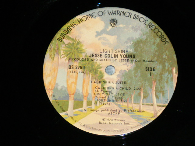 画像: JESSE COLIN YOUNG (YOUNGBLOODS) - LIGHT SHINE  (  Matrix #   A) BS-2790-40779-1A   B) BS-2790-40780-1B  ) (Ex+++/MINT- ) / 1974 US AMERICA ORIGINAL 1st Press "BURBANK STREET Label "Used  LP 