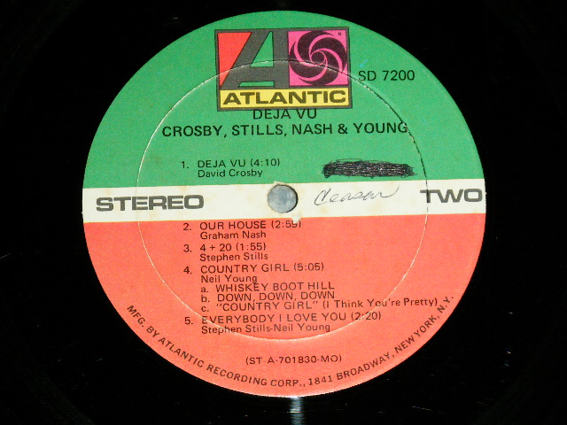 画像: CSN&Y  / CROSBY, STILLS, NASH & YOUNG  - DEJA VU  ( Matrix # A) ST-A-701829-CC MO △14568  /  B) ST-A-701830-CC MO △14568-x) ( Ex+++/eX,Ex++ )  / 1970 US AMERICA ORIGINAL 1st Press "RED & GREEN Label" "1841 BROADWAY Label"  "PASTED-ON FRONT COVER PHOTO"  "TEXTURED COVER"  Used LP 