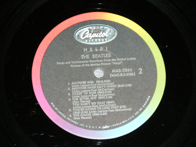 画像: The BEATLES -  HELP! ( Matrix #  A)  MAS-1-2386-F17 / B)  MAS-2-2386-P4 #2 ) ( Ex/Ex++ Looks:Ex+  WOFC, EDSP ) / 1965 US AMERICA ORIGINAL "BLACK with COLOR BAND Label" MONO Used LP 