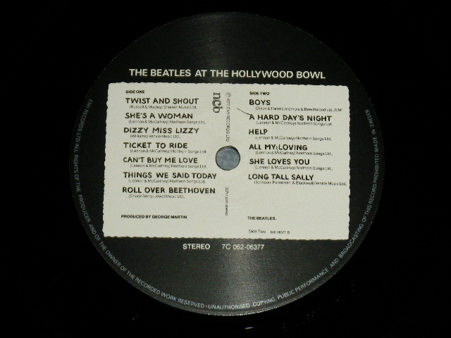 画像: The BEATLES - AT THE HOLLYWOOD BOWL (Ex++/MINT-) / 1977 UK Export Jacket + SWEDEN ORIGINAL Disc Used LP   