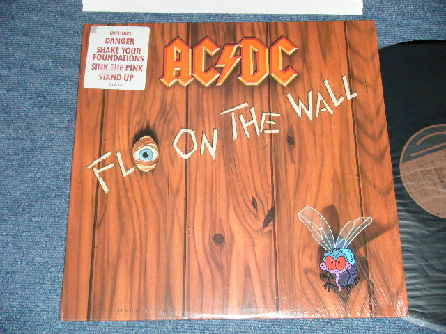 画像1: AC/DC - FLY ON THE WALL   (Matrix #A) STA-855695-A  MASTERDISK  RL B-21449  O-  ▵9926  B) STA-855696-A  MASTERDISK  RL ▵9926-X B-21450  O-  )  ( MINT/MINT-) /  1985 US AMERICA ORIGINAL Used LP 