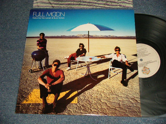 画像1: FULL MOON(Featuring Neil Larsen & Buzz Feiton) - FULL MOON (MINT-/MINT-) / 1982 US AMERICA ORIGINAL Used LP   