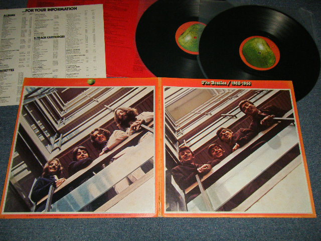 画像1:  BEATLES  - 1962-1966 (With TWO CUSTOM INNER SLEEVE) (Matrix #A)SKBO-1-3403 F-16 ー◁ MASTERED BY CAPITOL WALLY  B)SKBO-2-3403 J17 #2  MASTERED BY CAPITOL ー◁  WALLY  C)SKBO-3-3403 J-16 ー◁ MASTERED BY CAPITOL  D)SKBO-4-3403 F-16 ー◁ MASTERED BY CAPITOL) "CAPITOL WINCHESTER Press in VIRGINIA"  (Ex++/Ex+++ EDSP) / 1973 US AMERICA ORIGINAL Used 2-LP 