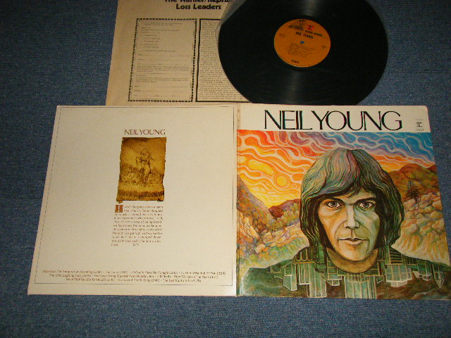 画像1: NEIL YOUNG - NEIL YOUNG (2nd "NAME on COVER" Version) (Matrix #A)T1 30817 RS 6317A RE-1-2C B)T1 30818 RS 6317 B 2C) "TERRE HAUTE Press in INDIANA" (Ex+++/Ex++ Looks:Ex+++) / 1969-70 Version US AMERICA "2nd press Jacket" "2nd Press BROWN with STEREO Label" Used LP 