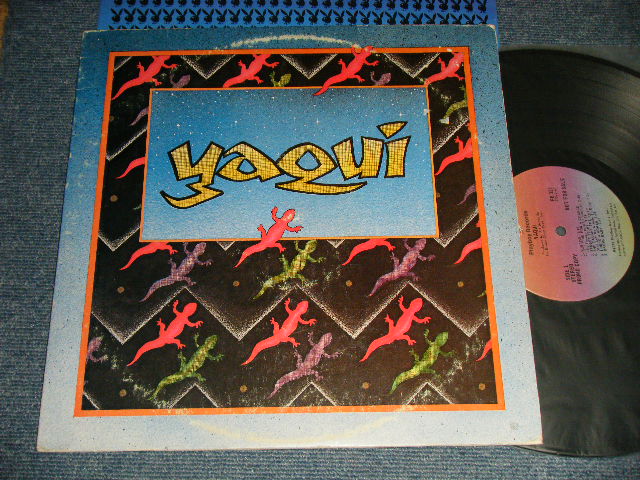 画像1: YAQUI - YAQUI (LATIN ROCK)(With INSERTS) (Ex/MINT-) / 1973 US AMERICA  ORIGINAL Used LP