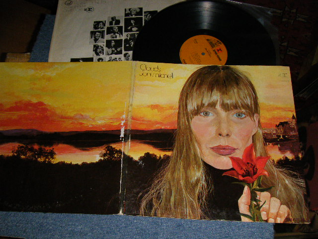 画像1: JONI MITCHELL  - CLOUDS (Matrix #A)T1 30885 RS 6341A 1-H D B)T1 (30886  RS 6341 RE-1 1-C(  "TERRE HAUTE Press in INDIANA"(Ex++/Ex+ Looks:MINT-)  / 1970 Version US AMERICA "2nd Press BROWN with STEREO at Bottom Label" Used LP