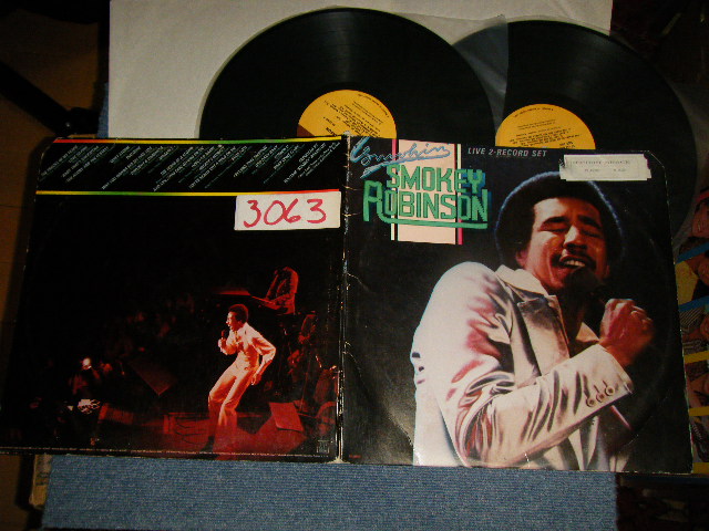 画像1: SMOKEY ROBINSON(of The MIRACLES) - SMOKIN' (Ex, Ex+++/Ex++ CUT OUT CORNER, STOFC, STOBC) / 1978 US AMERICA ORIGINAL Used 2-LP