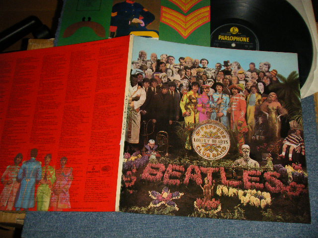 画像1: The BEATLES -  SGT.PEPPERS LONELY HEARTS CLUB BAND (With CUT OUTS & NOT Custom Inne) (With TAX CODE : KT on Label)  (Matrix #) ( Ex+++/Ex++, Ex+++) / 1967 UK ENGLAND  ORIGINAL "YELLOW Parlophone  Label" Used LP  