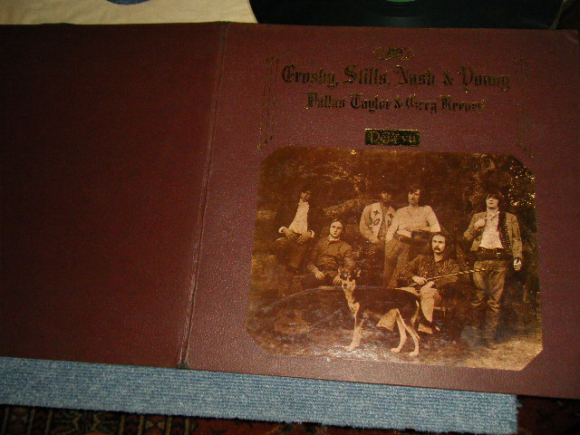 画像1: CSN&Y  / CROSBY, STILLS, NASH & YOUNG - DEJA VU (Ex++/Ex++)  / 1970’s US AMERICA  ３rd Press？"Small ROCKFELLER w/'w' Label"  "PASTED-ON FRONT COVER PHOTO"  "TEXTURED COVER"  Used LP 