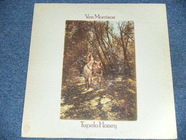 画像1: VAN MORRISON - TUPELO HONEY (With POSTER)(Matrix #A) T1 WS 1950 39987-1-1 SG(STEVE GOY cut) B) T1 WS 1950 39988-1-12 SG(STEVE GOY cut))"TERRE HAUTE Press in INDIANA" (Ex/MINT- Looks:Ex+++) / 1971 US AMERICA ORIGINAL 1st Press "GREEN with 'W' Label" Used LP 