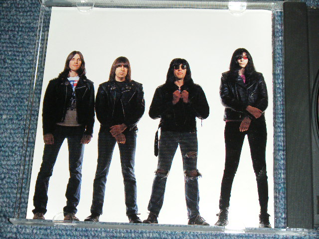 画像: RAMONES - MONDO BIZARRO / 1992 US ORIGINAL Used CD 