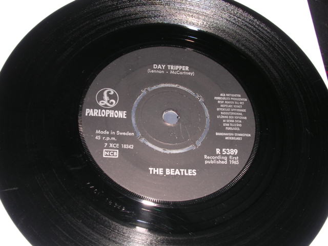 画像: THE BEATLES - WE CAN WORK IT OUT  ( Ex++/Ex+++ ) / 1965 SWEDEN ORIGINAL "BLACK Label" Used 7" Single With PICTURE SLEEVE 