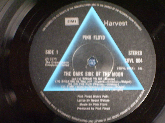 画像: PINK FLOYD - THE DARK SIDE OF THE MOON ( MATRIX NUMBER : A-10/B-9 : 2x STICKER & 2 x POSTER : VG+++/Ex+++ ) / 1973 UK ORIGINAL 2nd Press Label  Used LP