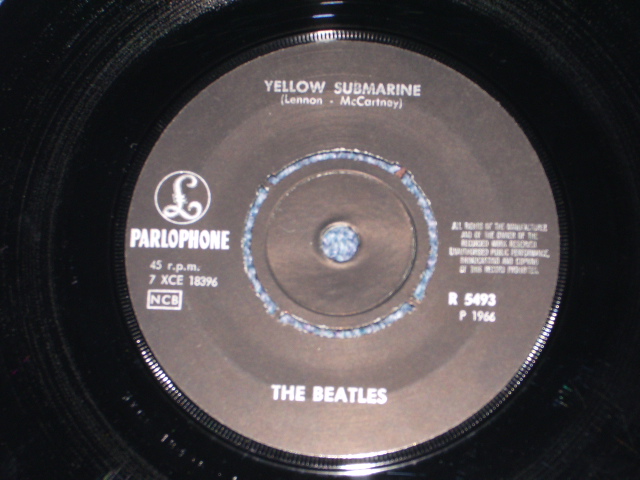 画像: THE BEATLES - YELLOW SUBMARINE   ( Ex+/Ex+++ ) / 1966 SWEDEN ORIGINAL Used 7" Single With PICTURE SLEEVE 